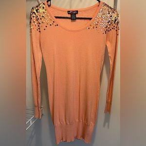 Body Central’s women’s long sleeve shirt